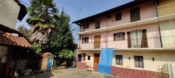 casa indipendente in vendita a Bogogno