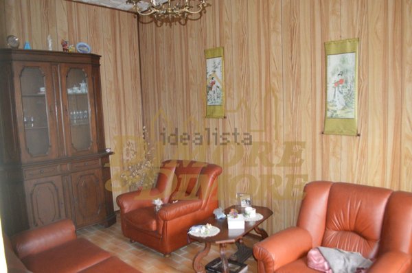 casa indipendente in vendita a Bogogno