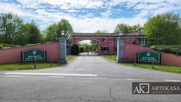 casa indipendente in vendita a Bogogno