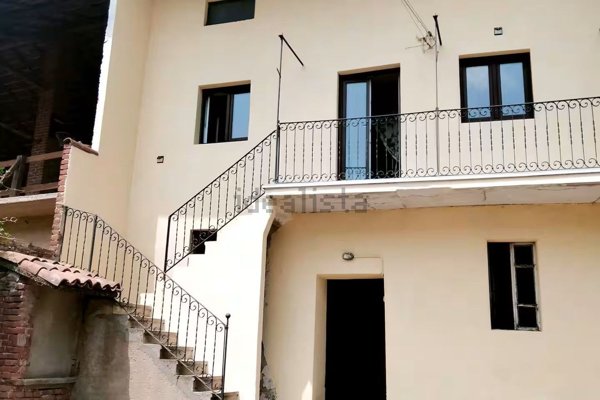 appartamento in vendita a Bogogno