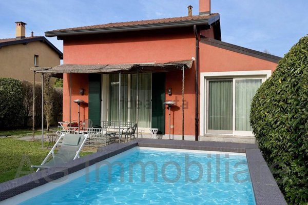 casa indipendente in vendita a Bogogno