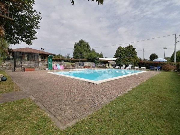 casa indipendente in vendita a Bogogno