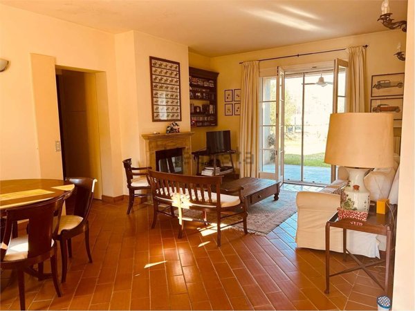 casa indipendente in vendita a Bogogno in zona Arbora