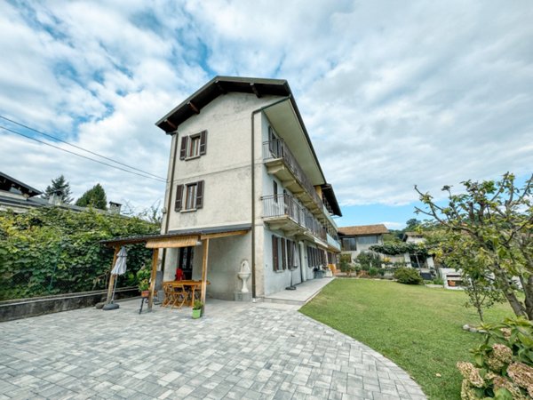 casa indipendente in vendita a Bolzano Novarese
