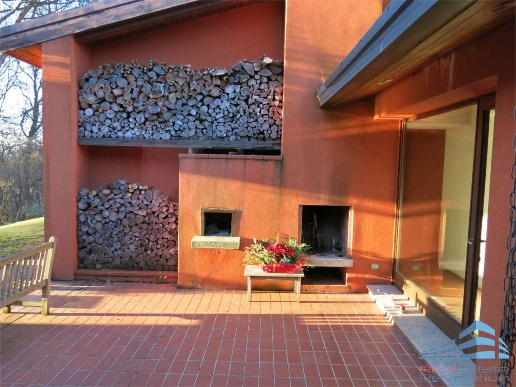 casa indipendente in vendita a Bolzano Novarese