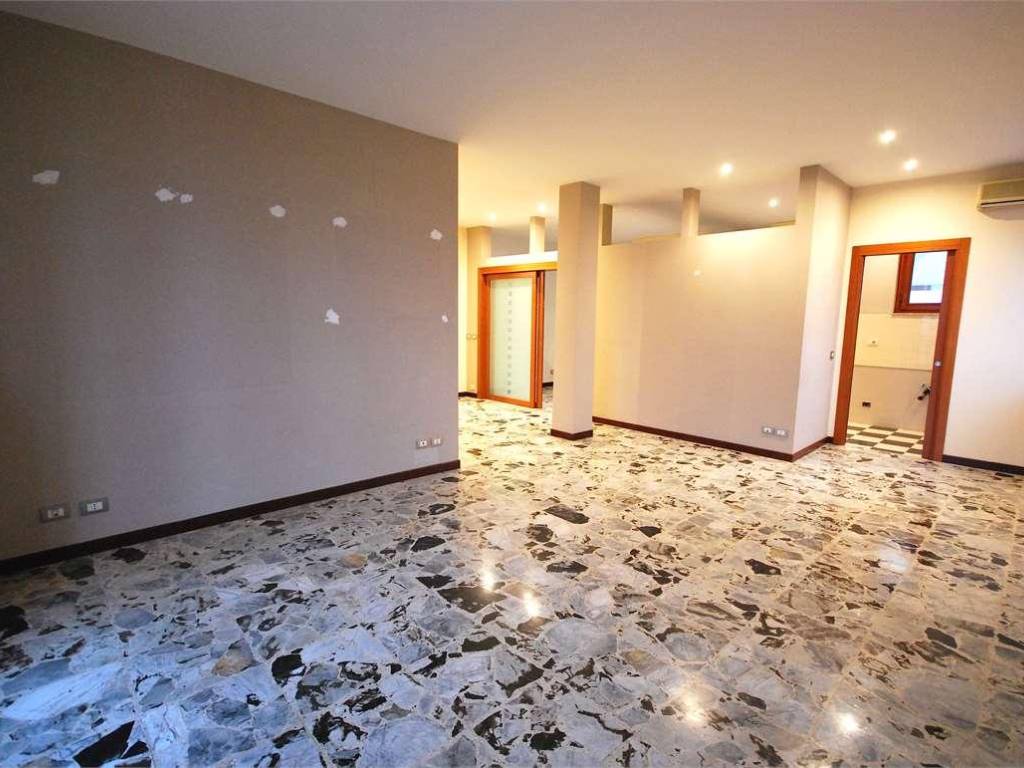 appartamento in vendita a Borgolavezzaro