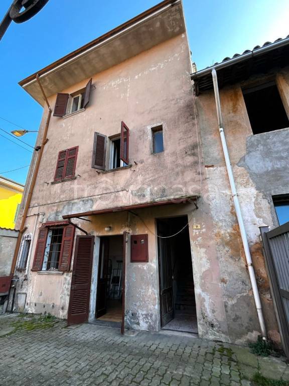 appartamento in vendita a Borgolavezzaro