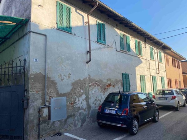 casa indipendente in vendita a Borgolavezzaro