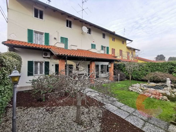 casa indipendente in vendita a Borgolavezzaro