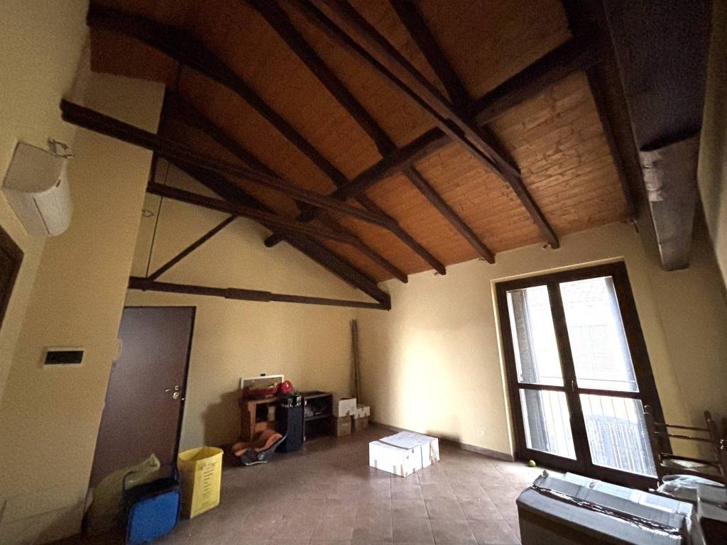 appartamento in vendita a Borgolavezzaro