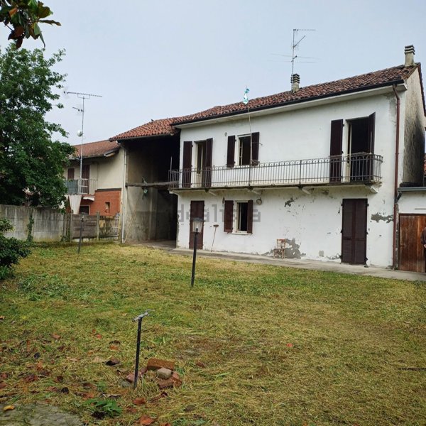 appartamento in vendita a Borgolavezzaro