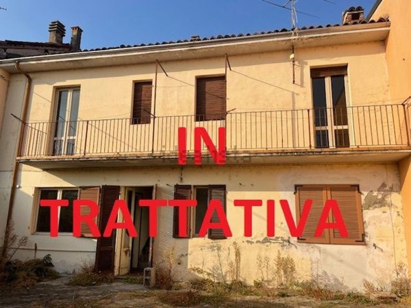 casa semindipendente in vendita a Borgolavezzaro