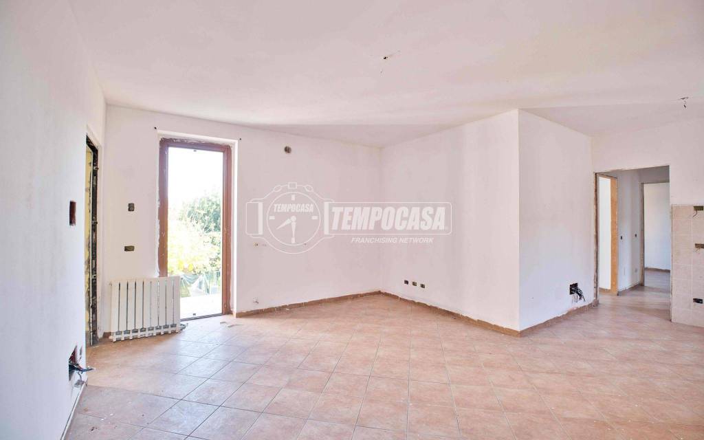 appartamento in vendita a Borgolavezzaro