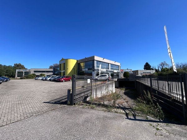 casa indipendente in vendita a Borgolavezzaro