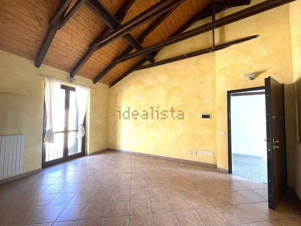 appartamento in vendita a Borgolavezzaro
