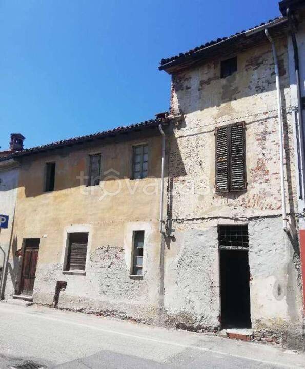 casa indipendente in vendita a Borgolavezzaro