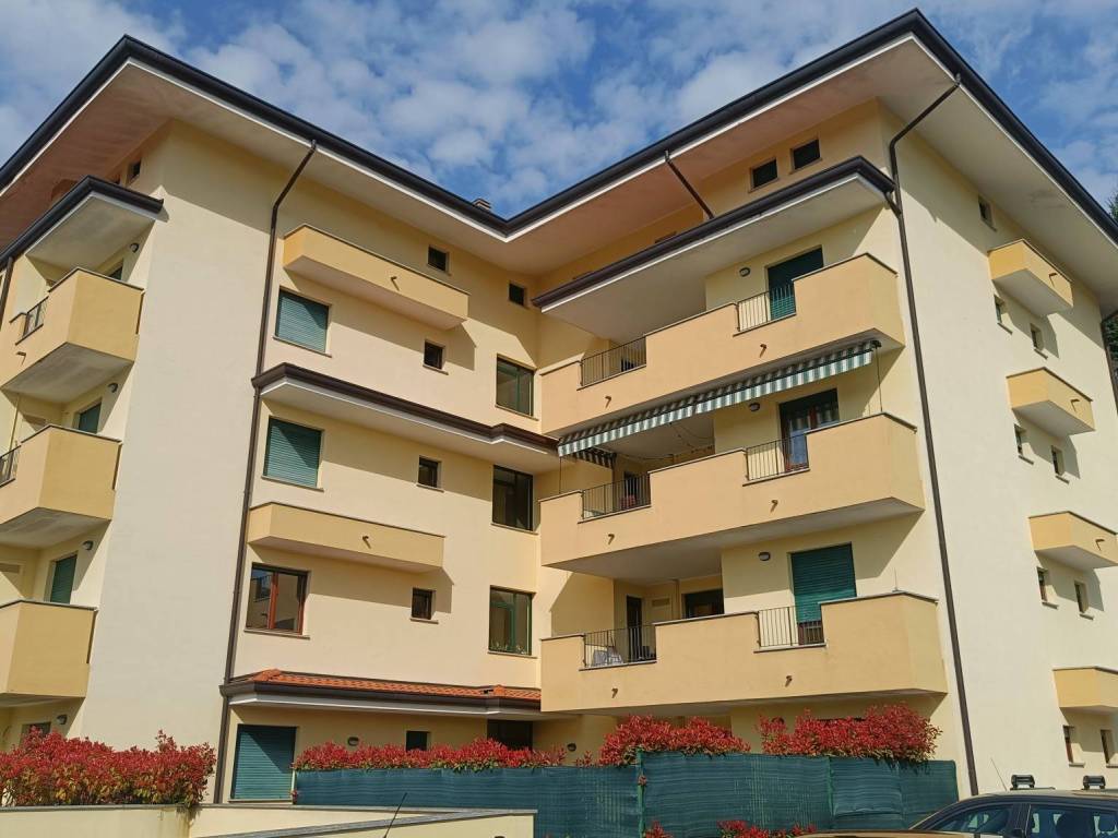 appartamento in vendita a Borgomanero