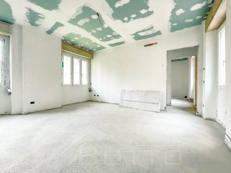 appartamento in vendita a Borgomanero