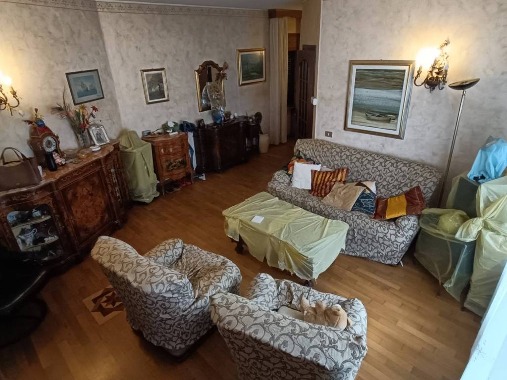 appartamento in vendita a Borgomanero