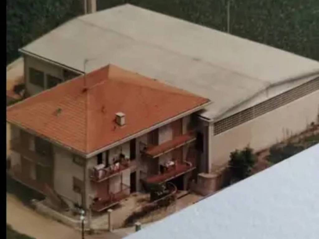 casa indipendente in vendita a Borgomanero