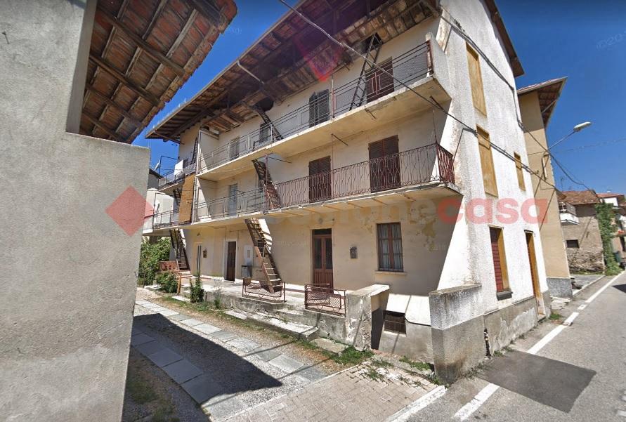 appartamento in vendita a Borgomanero