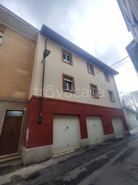 appartamento in vendita a Borgomanero