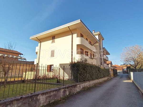 appartamento in vendita a Borgomanero