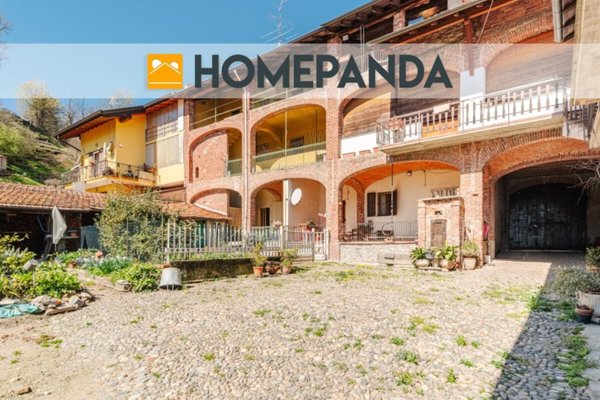 casa indipendente in vendita a Borgomanero
