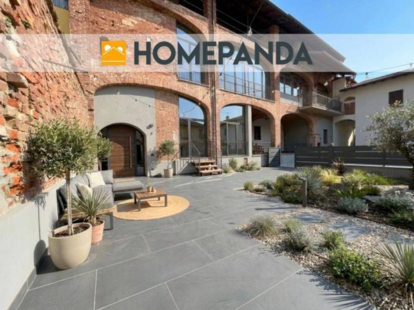 casa indipendente in vendita a Borgomanero