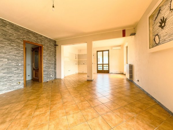 casa indipendente in vendita a Borgomanero