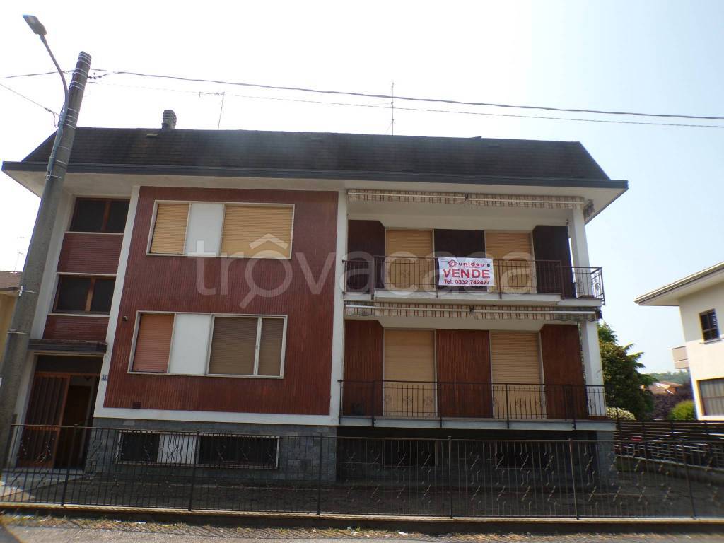 appartamento in vendita a Borgomanero