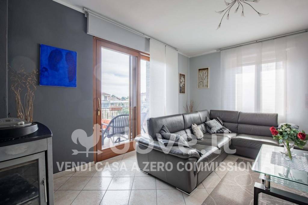 appartamento in vendita a Borgomanero