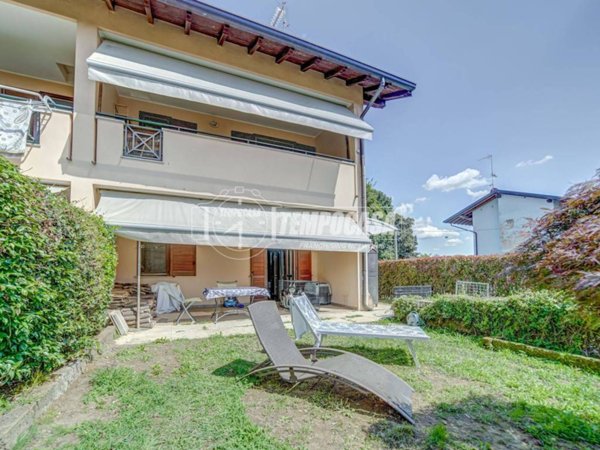 casa indipendente in vendita a Borgomanero