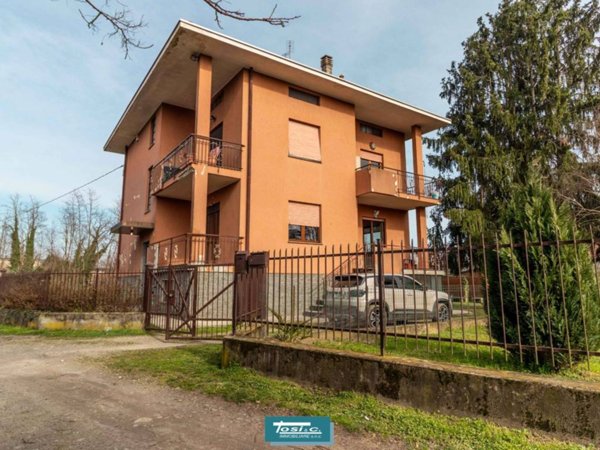 appartamento in vendita a Borgomanero