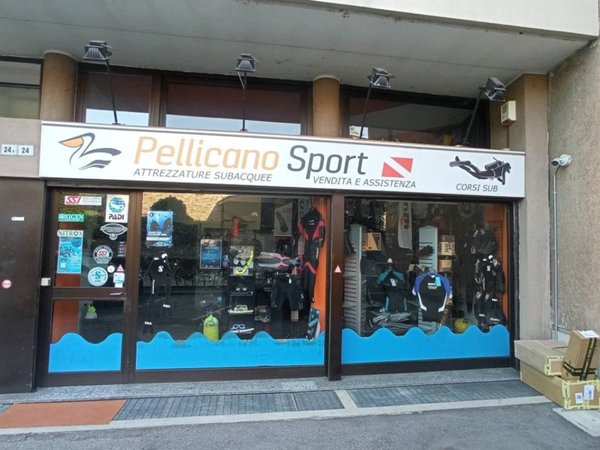 negozio in vendita a Borgomanero