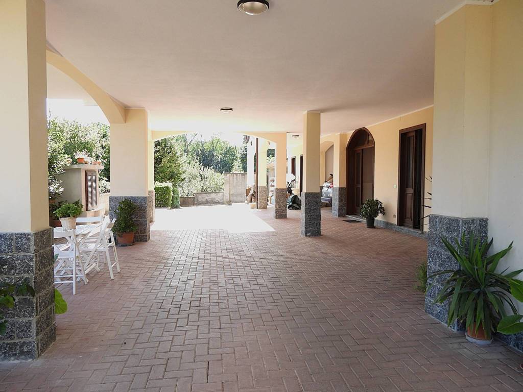 casa indipendente in vendita a Borgomanero