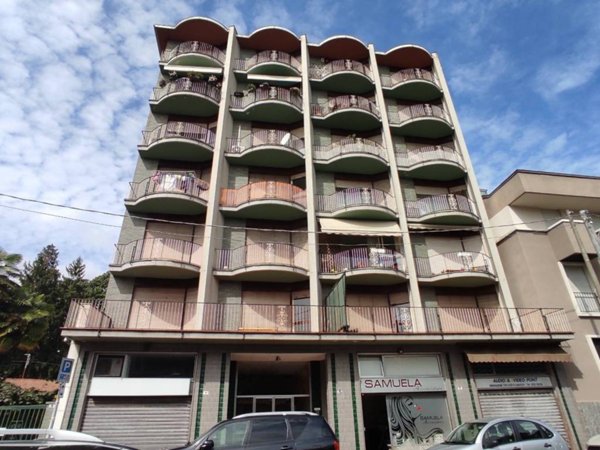 appartamento in vendita a Borgomanero