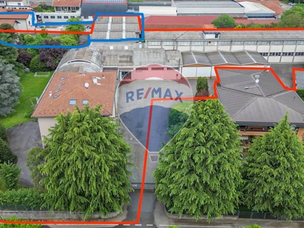 negozio in vendita a Borgomanero