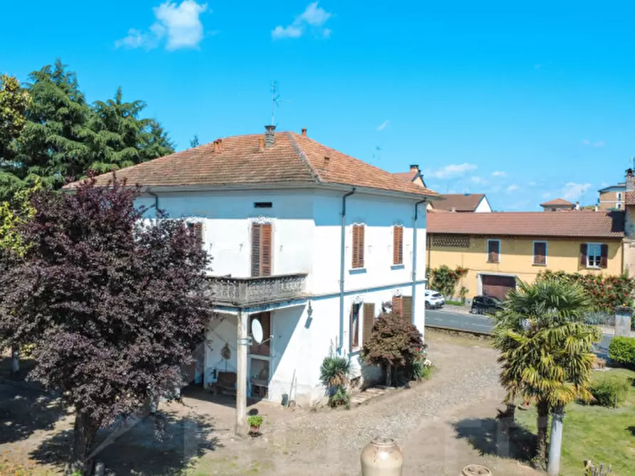 casa indipendente in vendita a Borgomanero