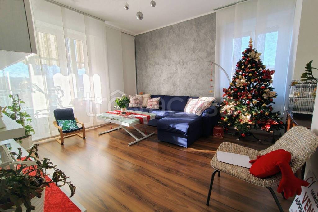 appartamento in vendita a Borgomanero