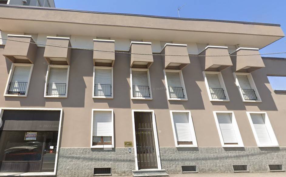 negozio in vendita a Borgomanero