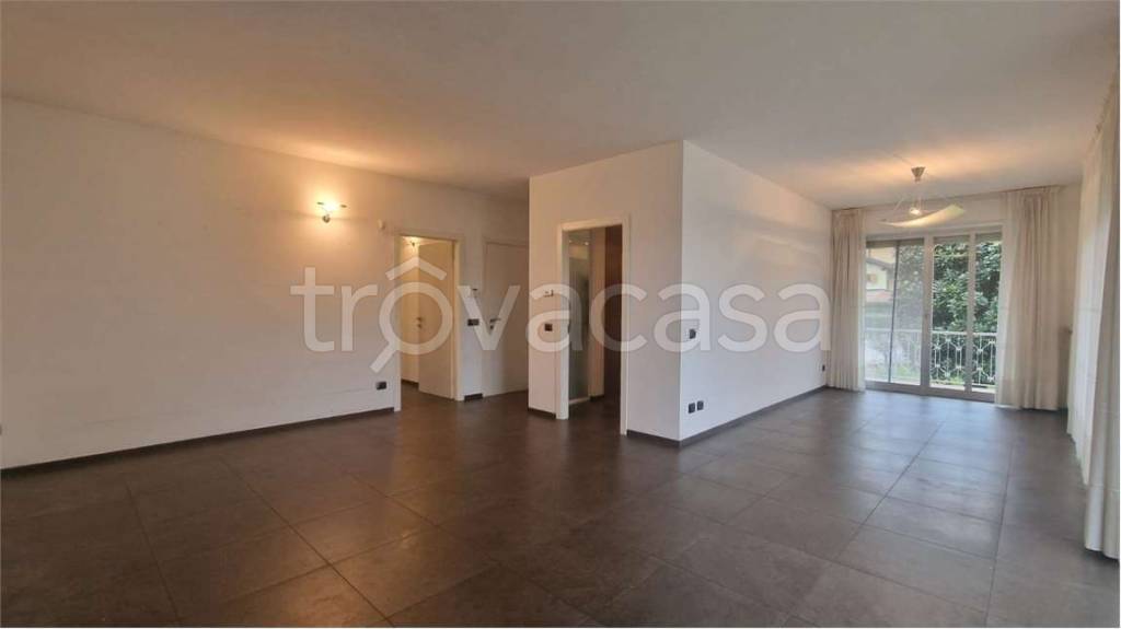 appartamento in vendita a Borgomanero