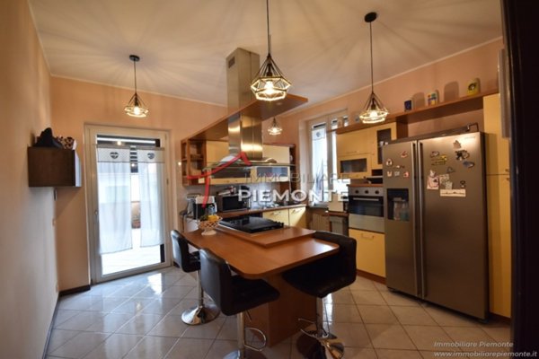 casa indipendente in vendita a Borgomanero