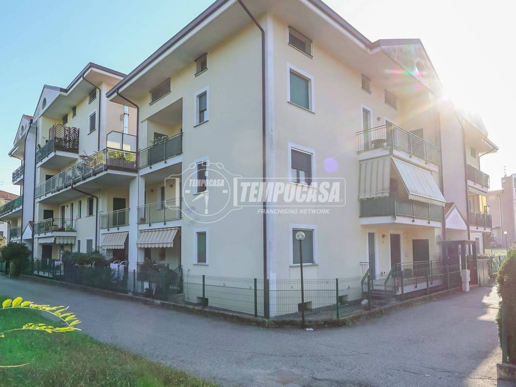 appartamento in vendita a Borgomanero