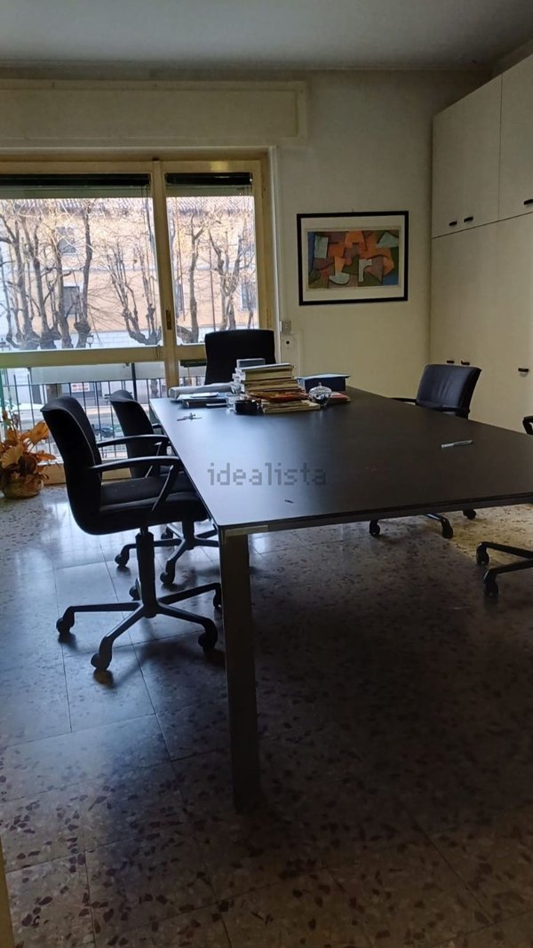ufficio in vendita a Borgomanero