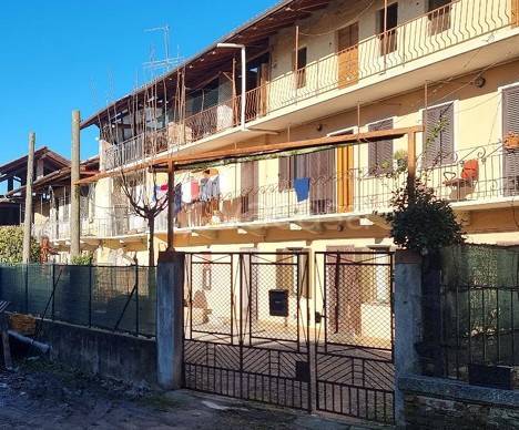 casa indipendente in vendita a Borgomanero