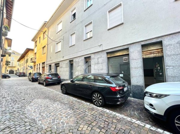 negozio in vendita a Borgomanero