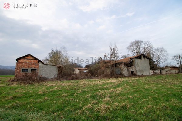 terreno agricolo in vendita a Borgomanero