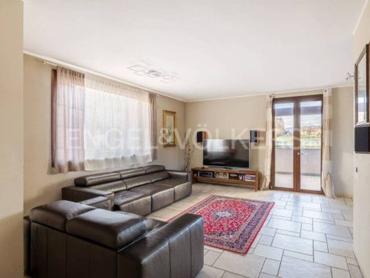 casa indipendente in vendita a Borgomanero