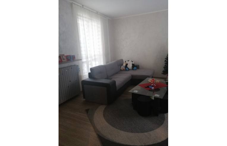 appartamento in vendita a Borgomanero in zona Santa Cristina